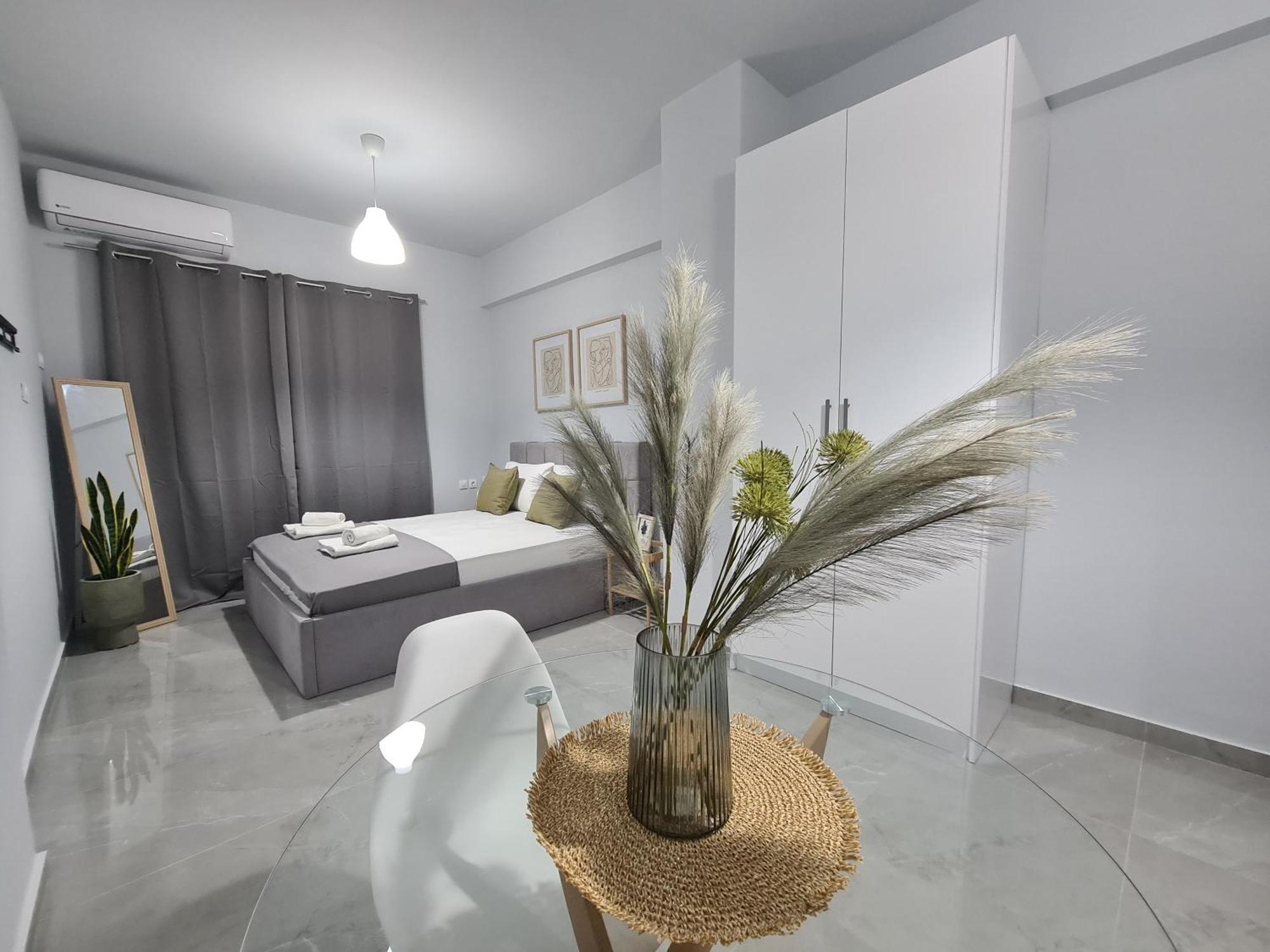 Square 1 Apartment Larissa